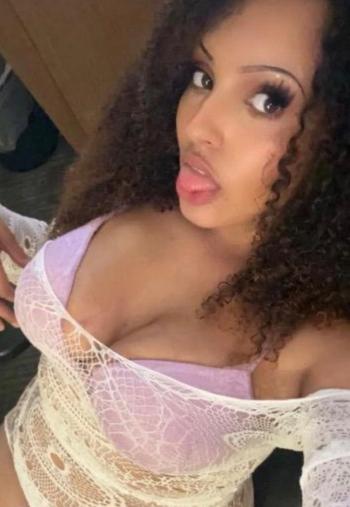 Kaykay, 27  female escort, Springfield